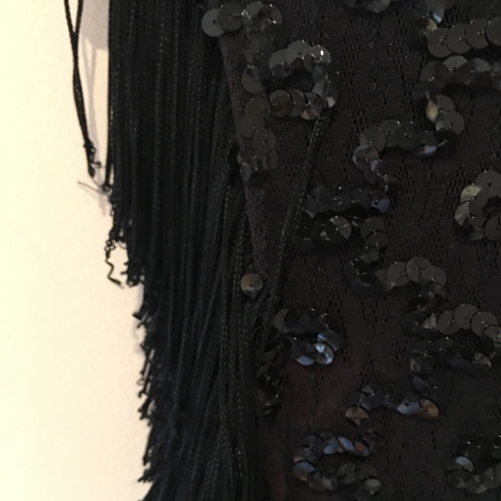 Beautiful post and fringe dress💋🔥 - Picture 5 of 8